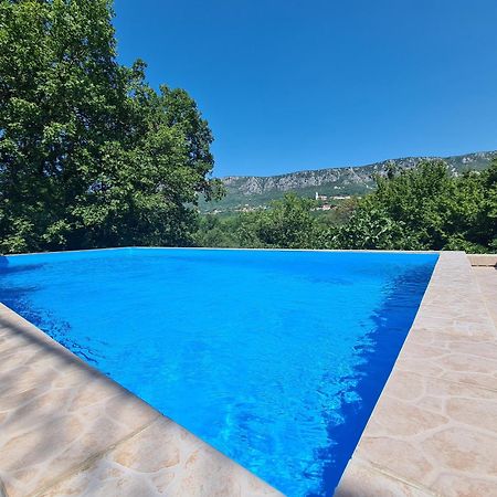 Bella Vista Villa บริบีร์ ภายนอก รูปภาพ